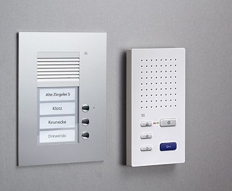 TCS PPUF03-EN/02 Sprechanlagen-Set Unterputz für 3 WE