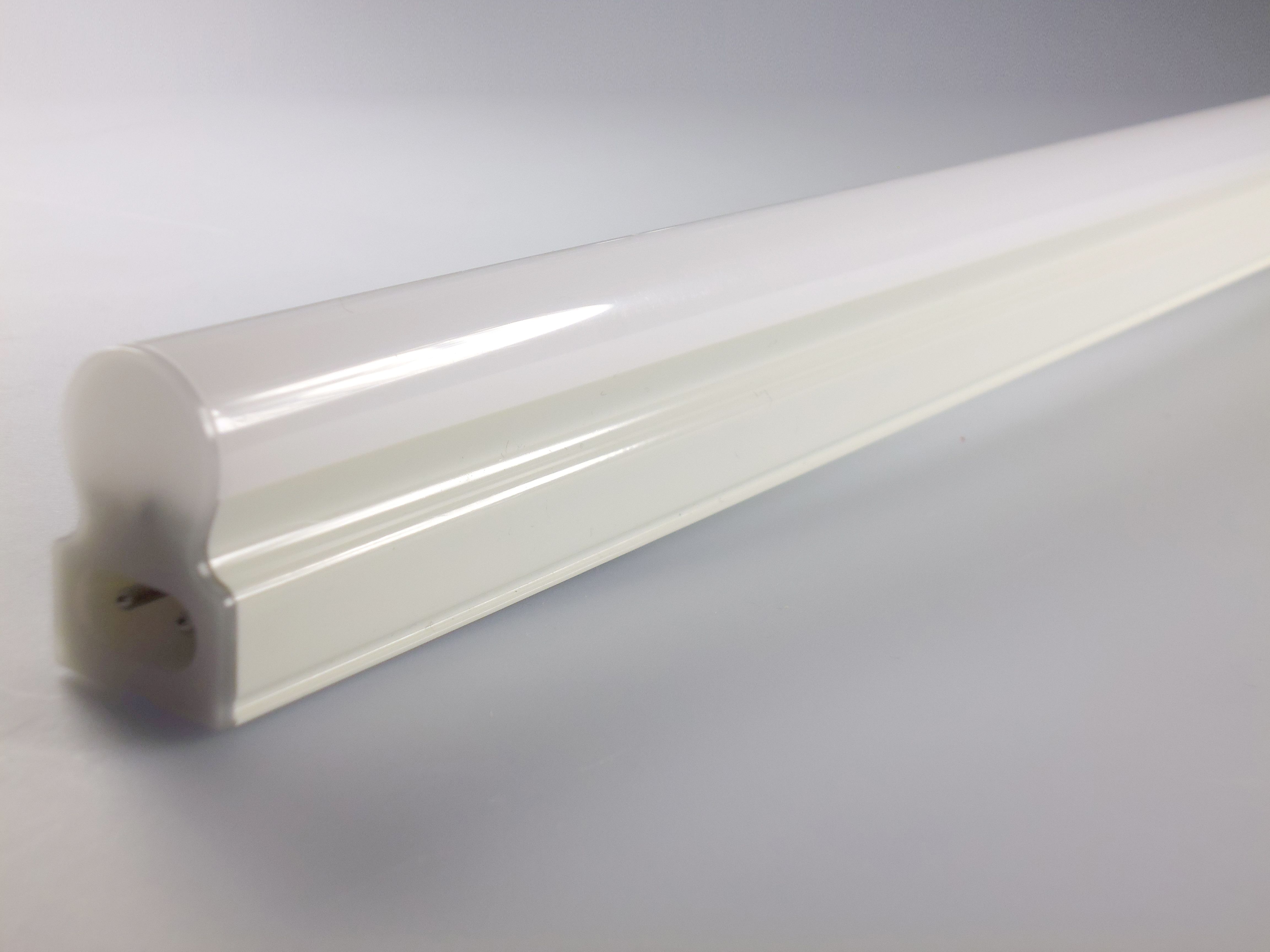 Ledvance LN Comp. High Out. LED-Lichtleiste 10W, 3000K, 600mm