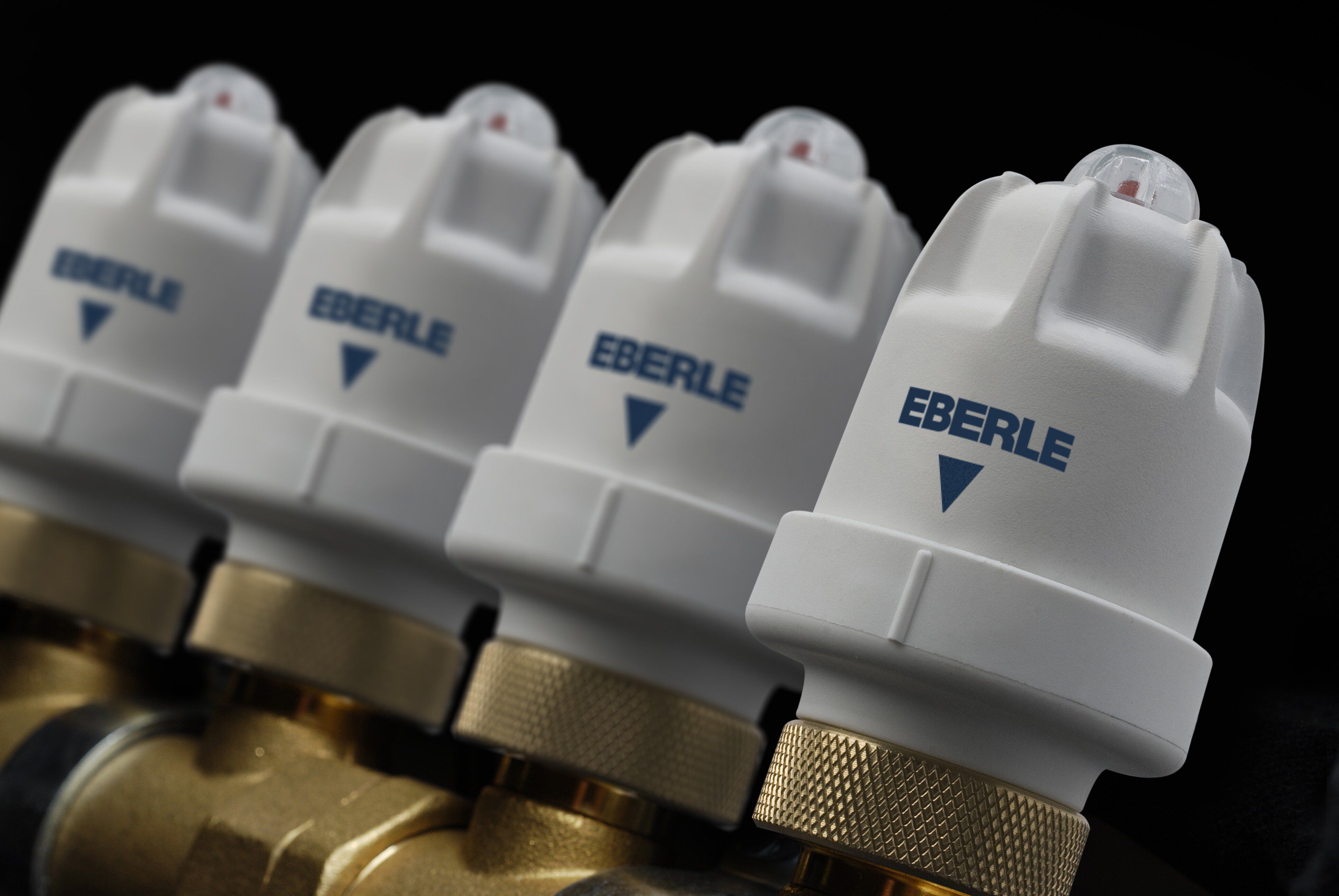Eberle TS+ 5.11 Stellantrieb 230V AC, stromlos geschlossen, 2,5W, 90N Schlieskraft, für Fußboden- und Radiatorheizungen