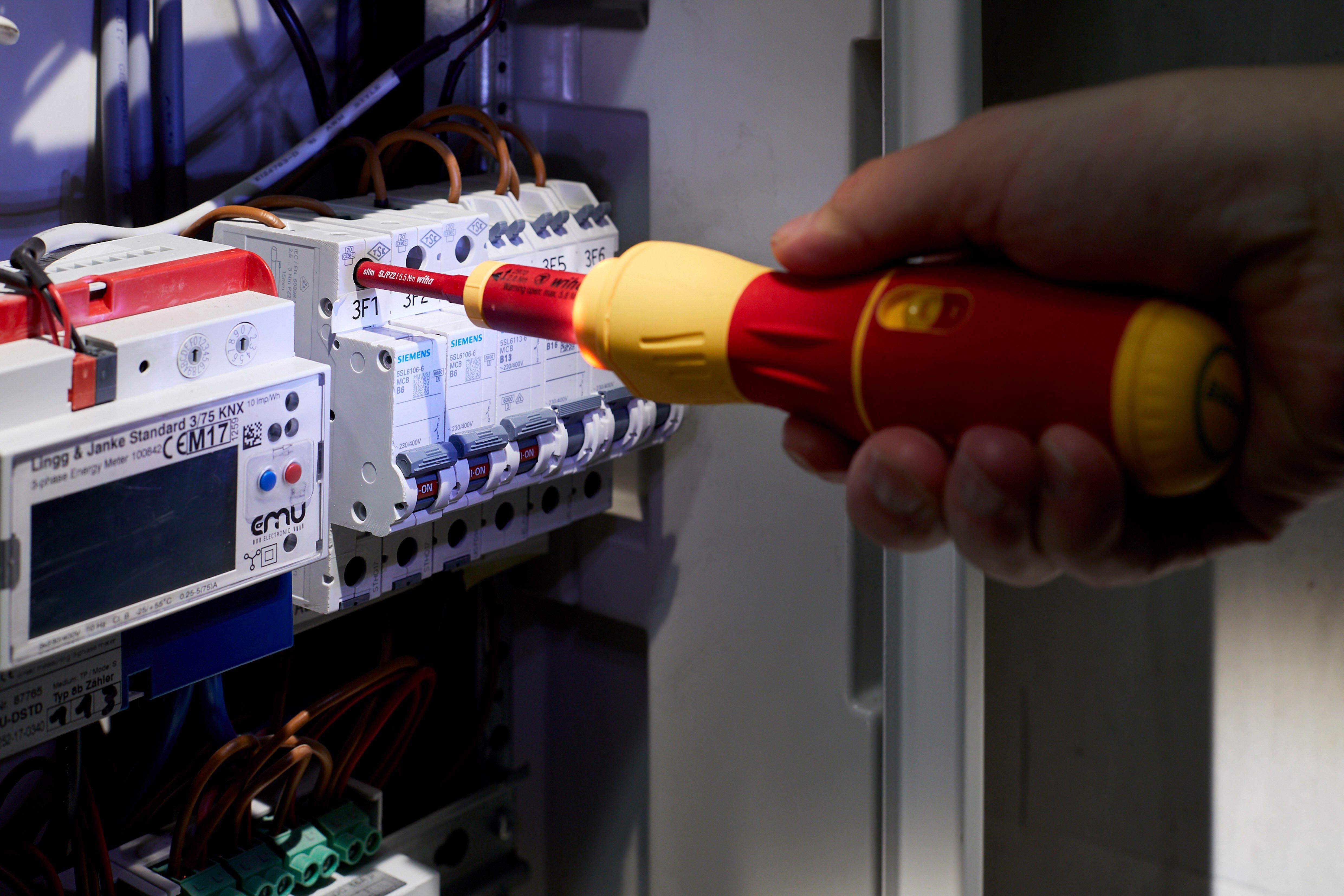 Wiha 44318 E-Schraubendreher speedE® II electric