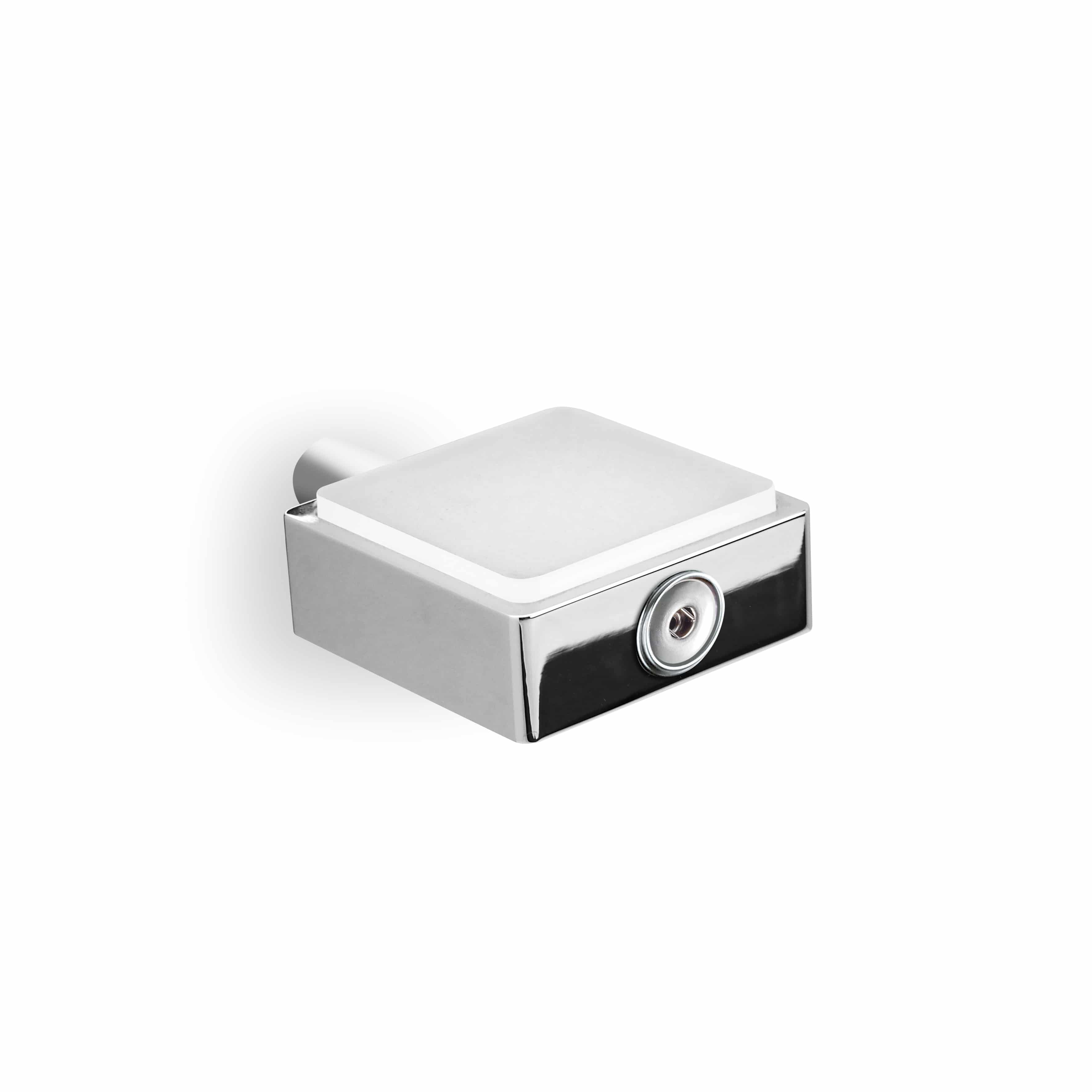 qles HWLD0110 Wandlampe, für Merten D-Life/System-M, beleuchtet/LED/warmweiß (3000k), Chrom, IP44, inkl. Druckknopfaufnahme