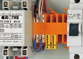 WAGO 243-112 Befestigungsadapter 4-fach für Serie 243, orange