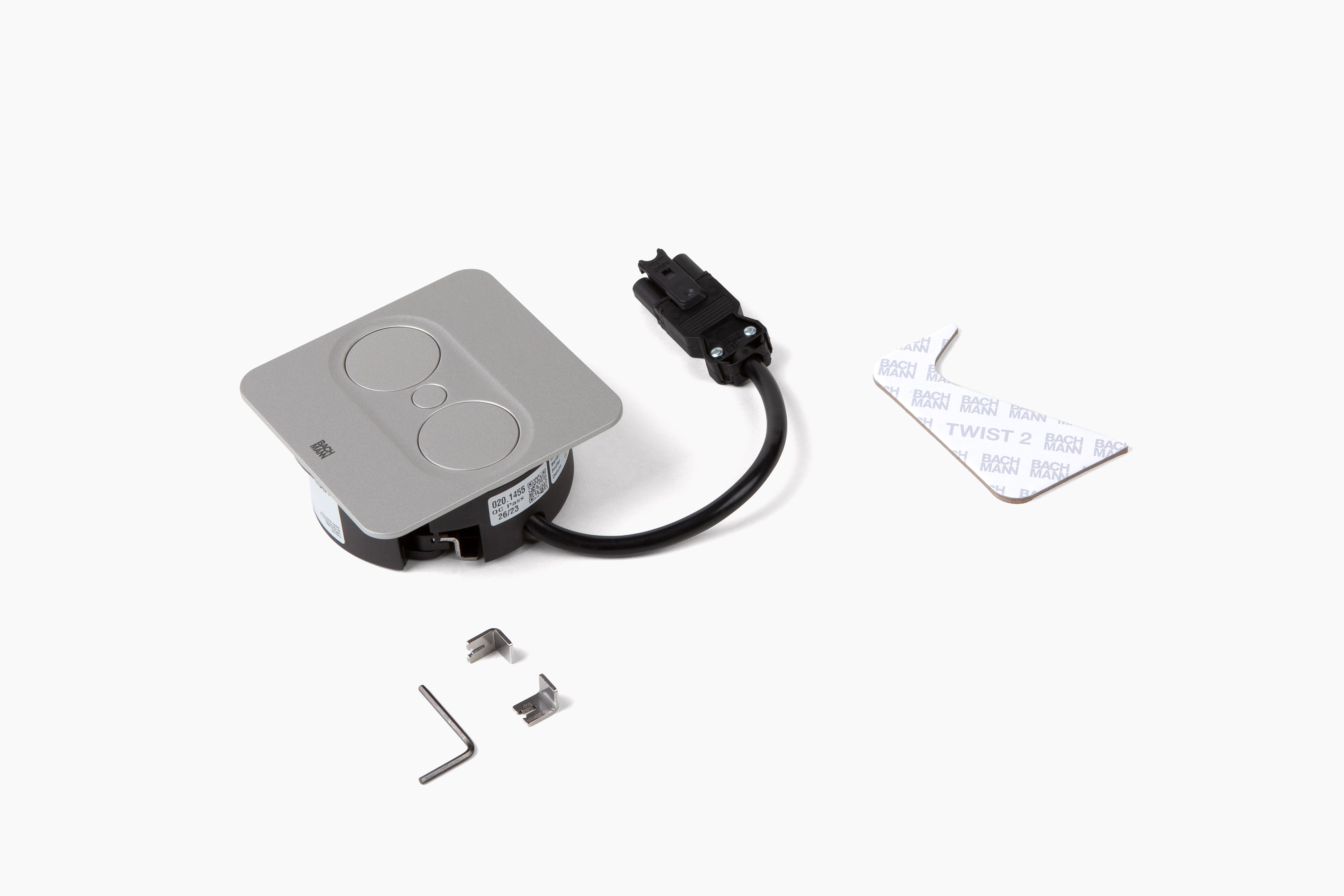 Bachmann 946.013 Steckdoseneinheit TWIST 2, 1x Schutzkontaktsteckdose, 1x USB A/C 22 W, 0,2 m GST18, eckig, silber matt