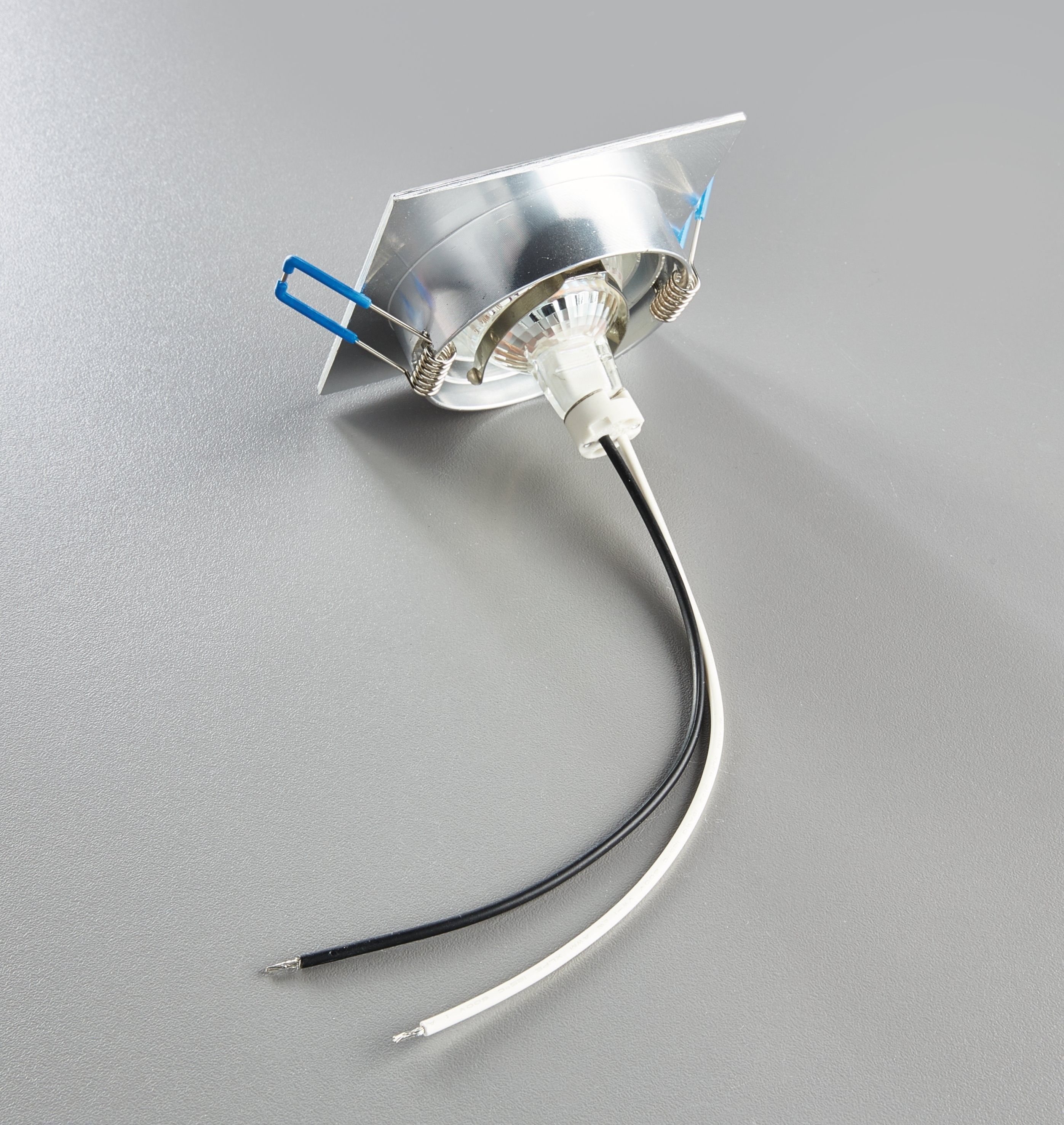 Heitronic 500592 Einbaufassung, eckig, GU5,3 und GU10, max. 8 W, IP 20, schwenkbar, Aluminium gebürstet