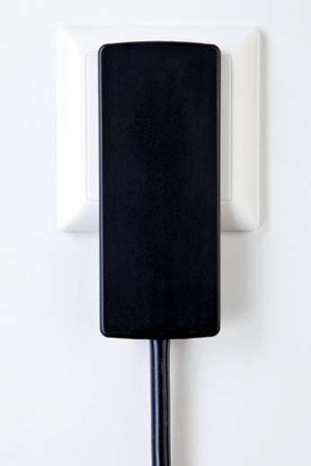 EVOline® 151000000300 Plug flacher Schutzkontakt-Stecker, weiß, ohne Anschlußkabel