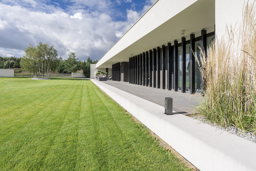 Robuste Gartensteckdose ES102 aus Alu | BS Bodensteckdosen