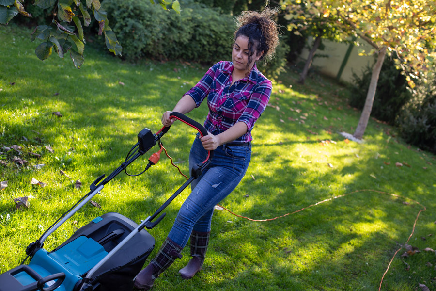 Robuste Gartensteckdose ES102 aus Alu | BS Bodensteckdosen