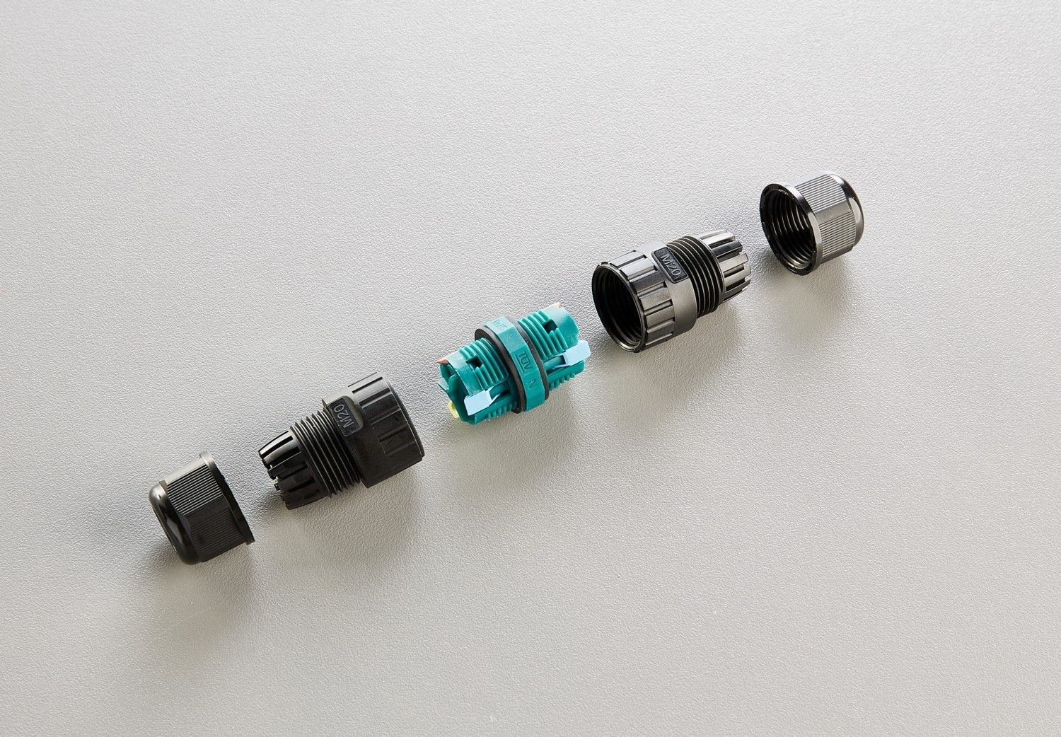 Heitronic 501338 Kabelverbinder 5-pol, Ø 10-14 mm, IP68, schraubenlos, für den Außenbereich, für massive oder feindrähtige Leiter