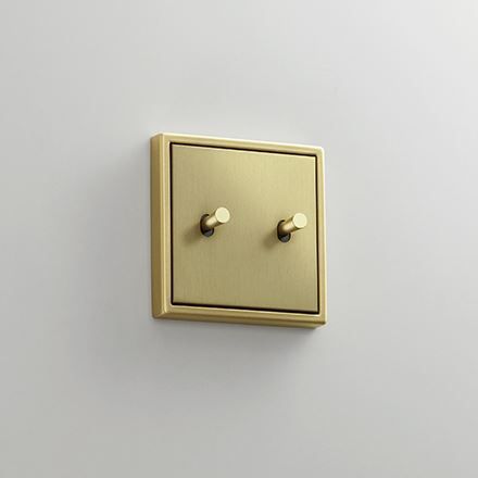 Jung ME12-5CK25 Abdeckung mit Kipphebel "Kegel", 2 Kipphebel, Serie LS 1912, Messing classic