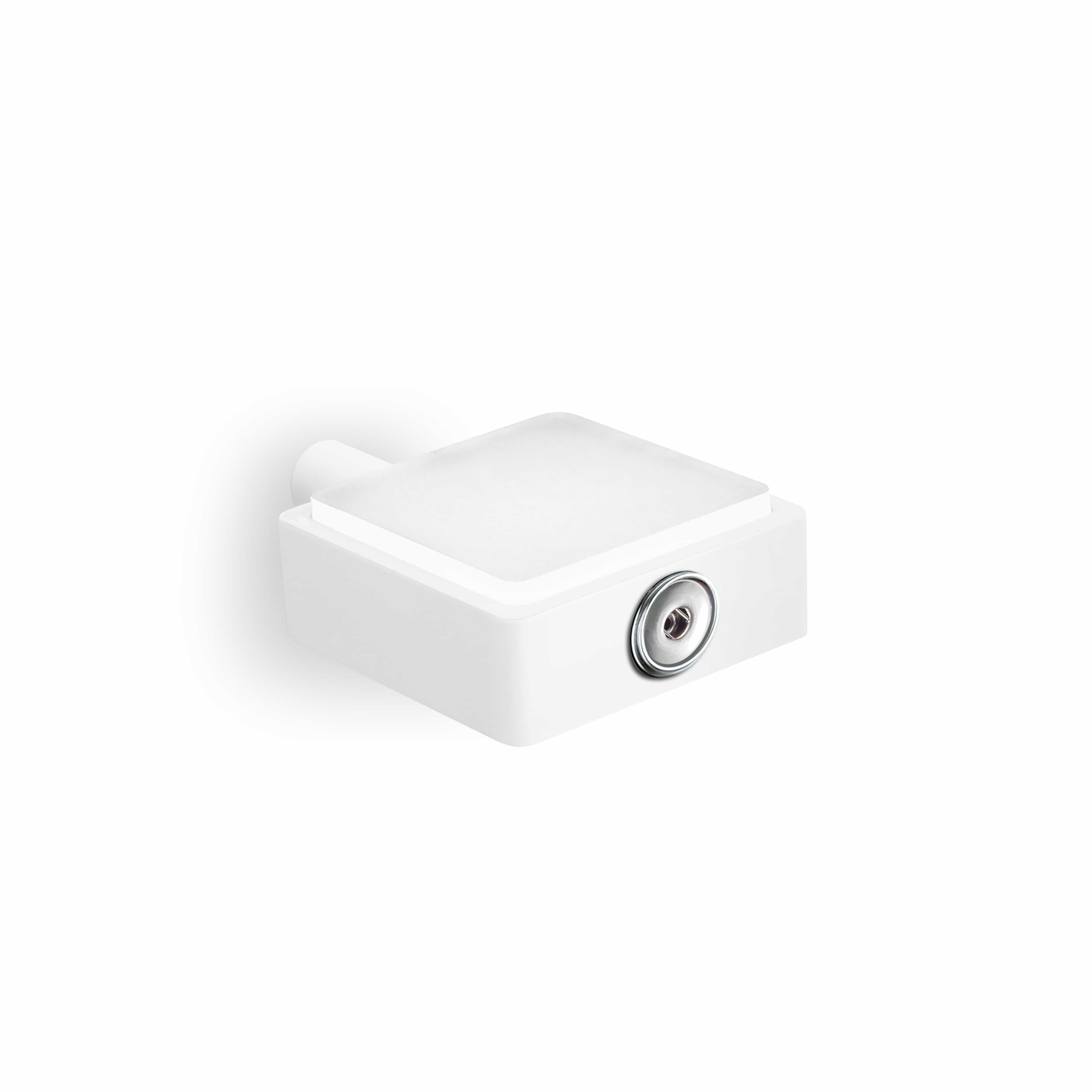qles HWLD0625 Wandlampe, für Merten System-M, beleuchtet/LED/warmweiß (3000k), Aktivweiß glänzend, brillant, IP44, inkl. Druckknopfaufnahme