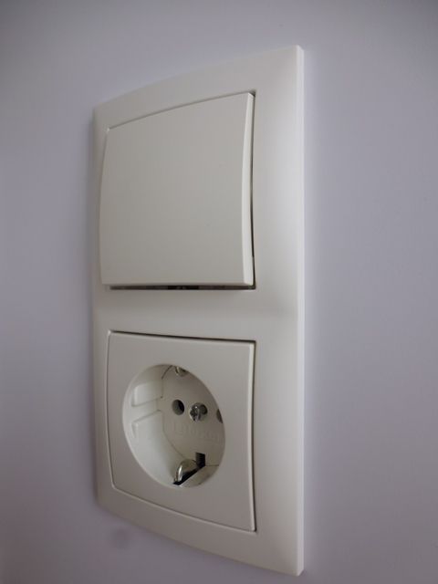 Berker 10129919 Rahmen mit Beschriftungsfeld 2-fach senkrecht, S.1, polarweiß matt