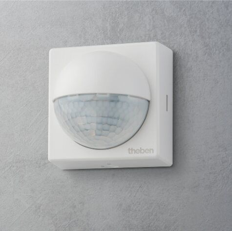 Theben 1010200 theLuxa R180 WH Bewegungsmelder für Wandmontage, Lichtsteuerung, 180°, max. 12 m, weiß, IP 55
