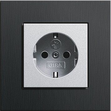 Gira 0213126 Abdeckrahmen 3-fach, Gira Esprit, Aluminium schwarz (eloxiert)