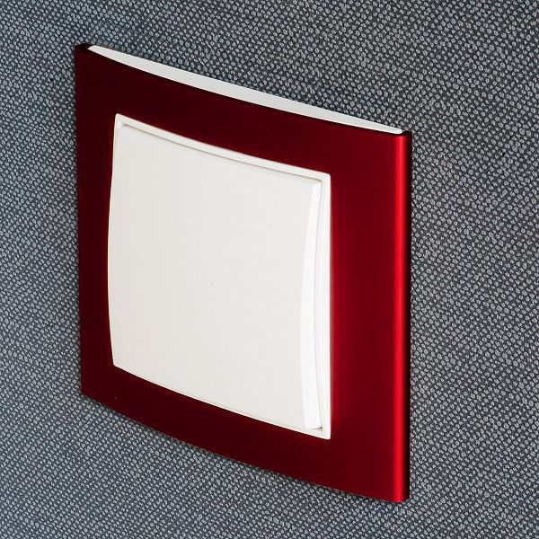 Berker 10123022 Rahmen 2-fach, B.3, Alu, rot/polarweiß