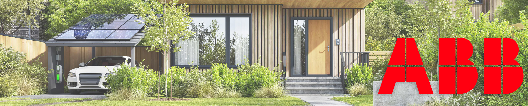 Ein modernes Einfamilienhaus mit Holzfassade, Photovoltaik-Carport und Elektroauto an einer Ladestation. Rechts im Bild ist das rote ABB-Logo platziert.