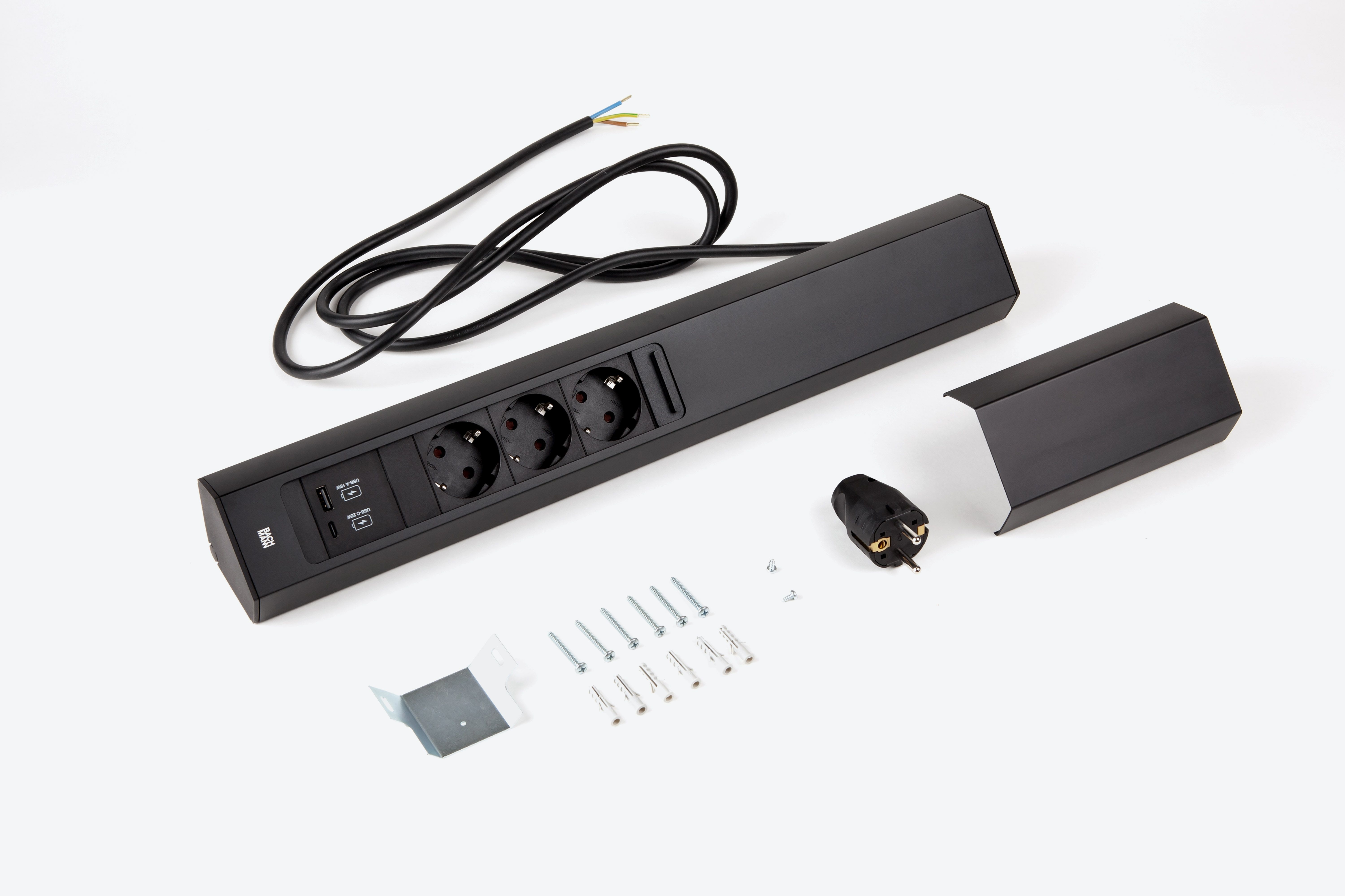 Bachmann 932.106 Steckdosenleiste CASIA 2 Lang, 3x Schutzkontaktsteckdose, 1x USB A/C 22W, 2,0 m Aderendhülsen und beigelegter Montagestecker, schwarz