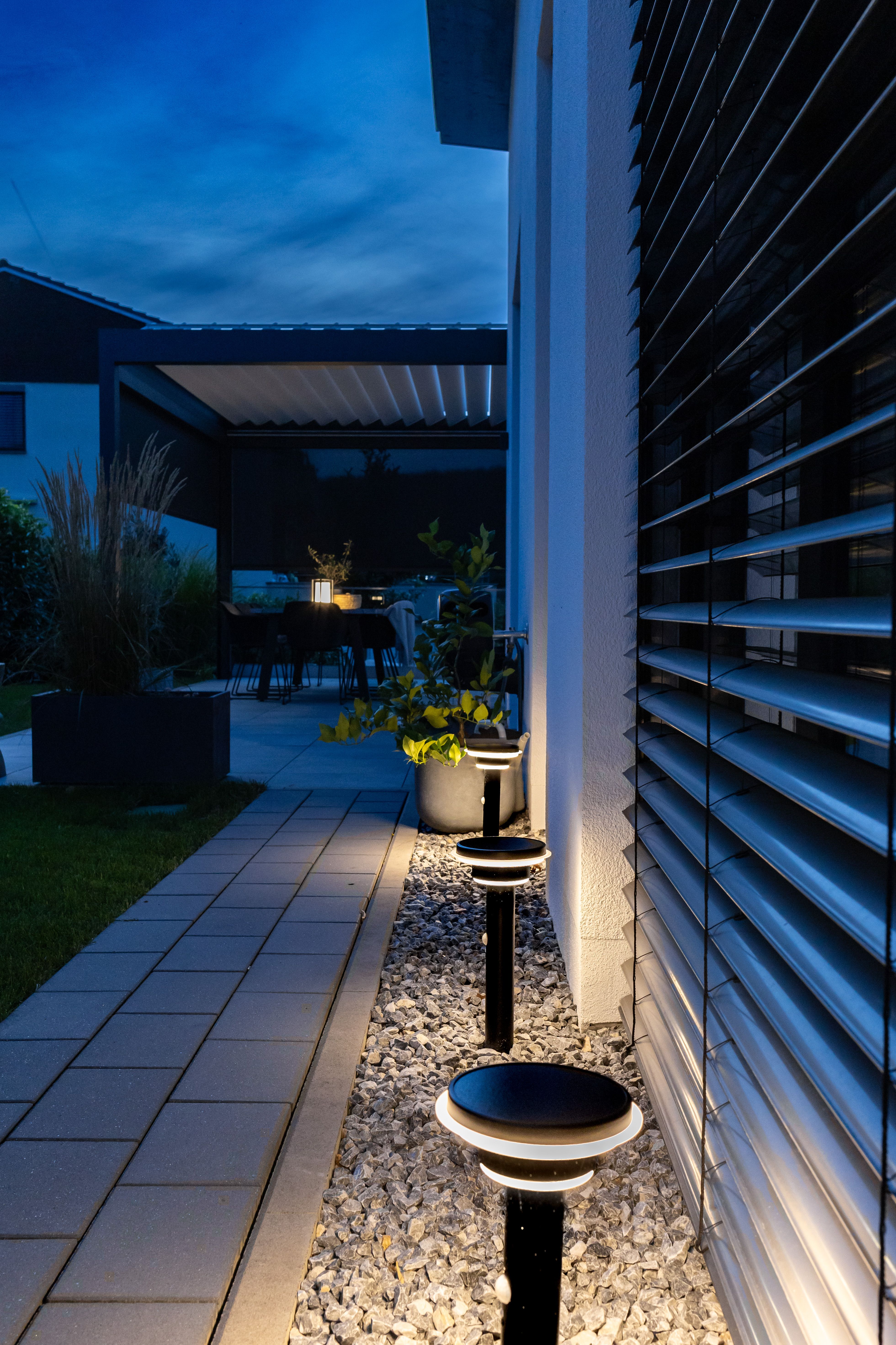 Ledvance 4058075392748 ENDURA Style Solar 40cm Post Sensor Double Circle 6W Black