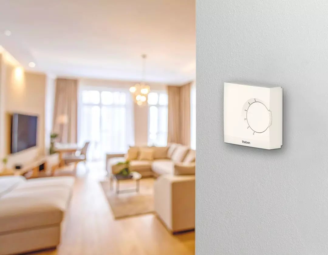 Theben 7010003 RAMSES 701 S Elektronischer Aufputz-Raumthermostat, Temperaturregelung über Stellrad, weiß