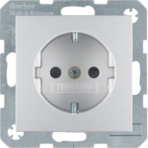 Berker 41231404 Schutzkontakt-Steckdose mit erhöhtem Berührungsschutz und Schraub-Liftklemmen S.x/B.x aluminium matt lackiert