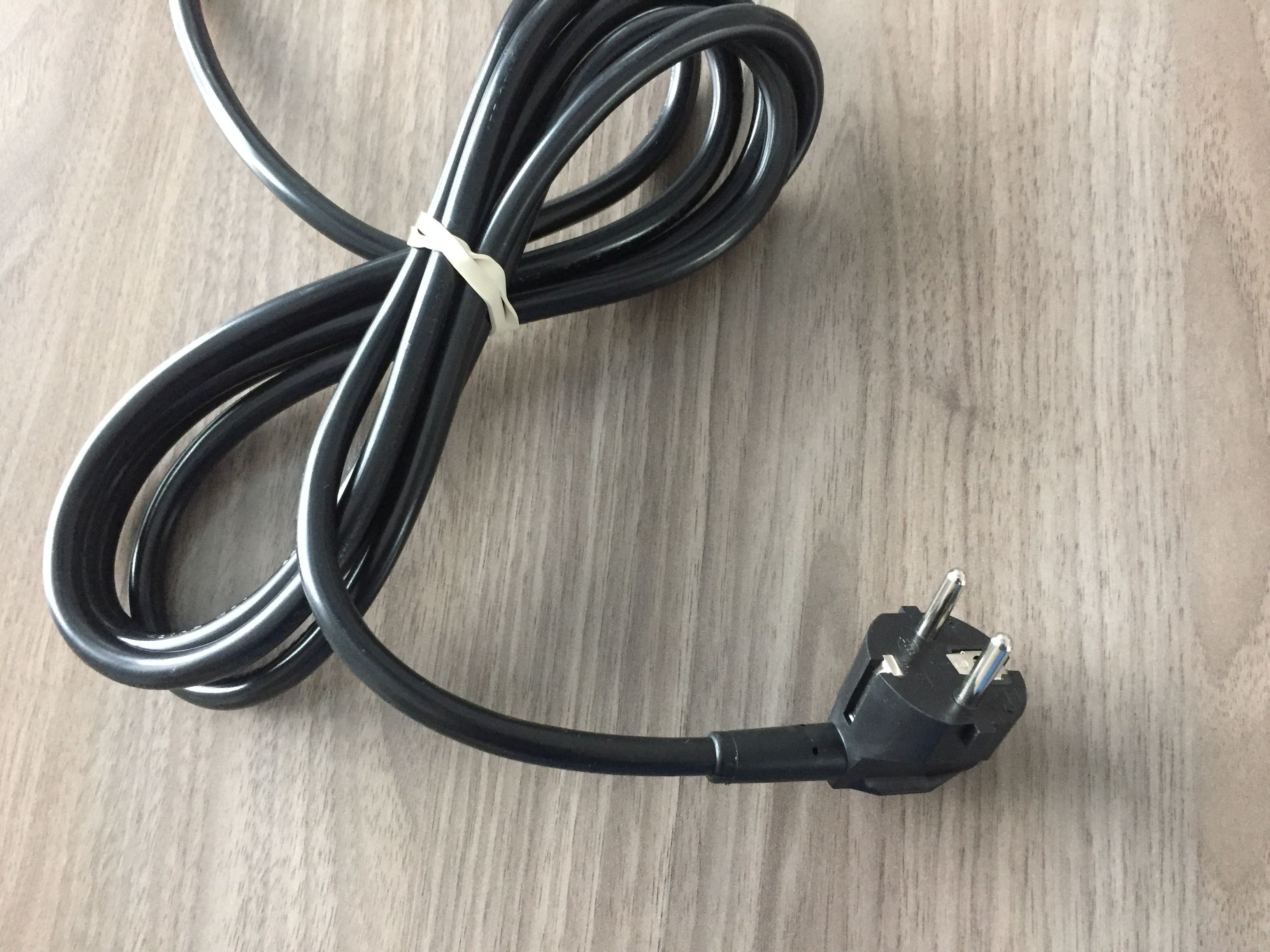 EVOline Dock Square 159380001002 mit 3 Steckdosen