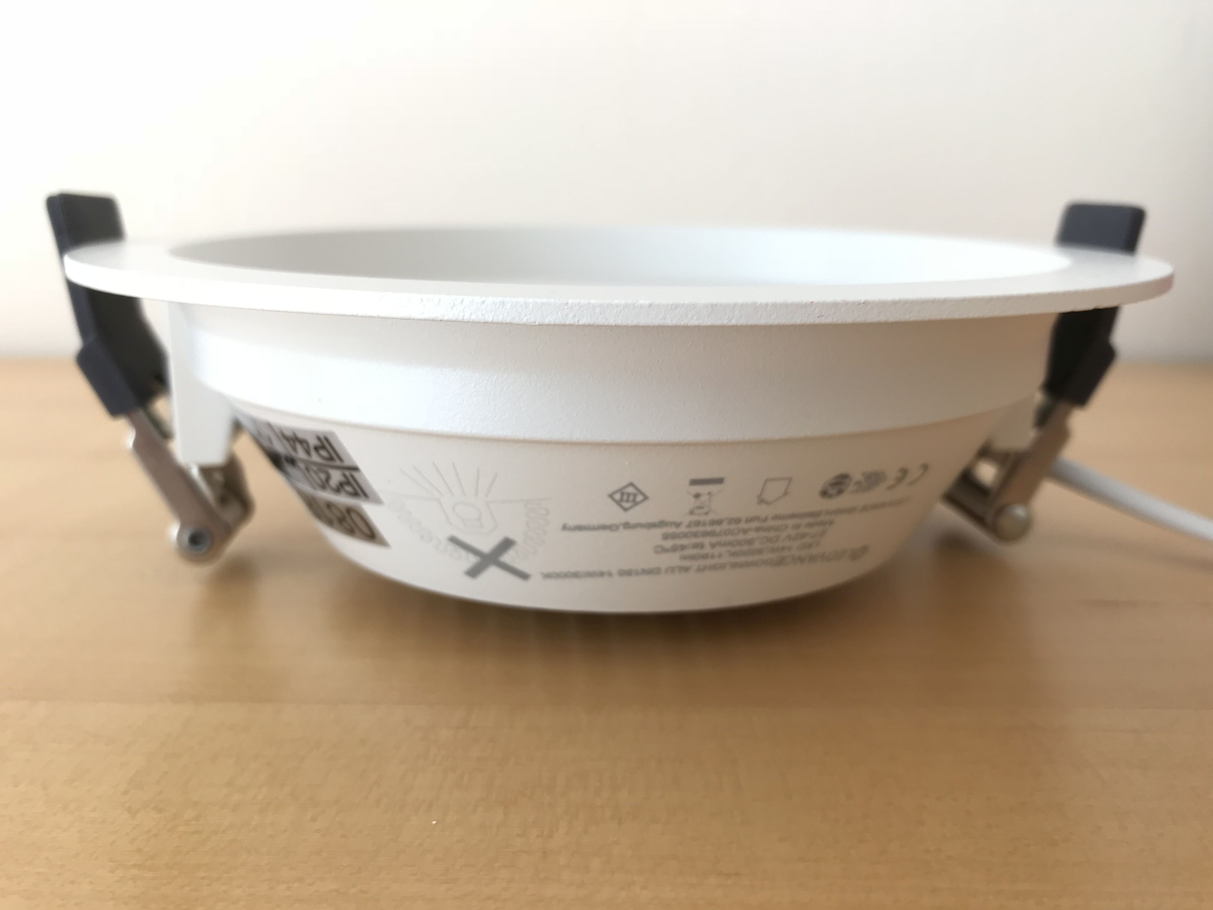 LEDVANCE Downlight 14W, warmweiß, nicht dimmbar, für Ø150mm, IP44