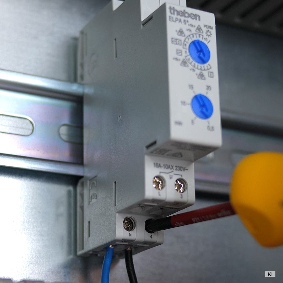 Theben 0060003 ELPA 6 plus Treppenlicht-Zeitschalter elektronisch, TLZ, mehrere Ausschaltvorwarnungen, Multifunktion (10), sofort nachschaltbar, Dauerlicht, 600 W LED, Langzeit, vorzeitig abschaltbar