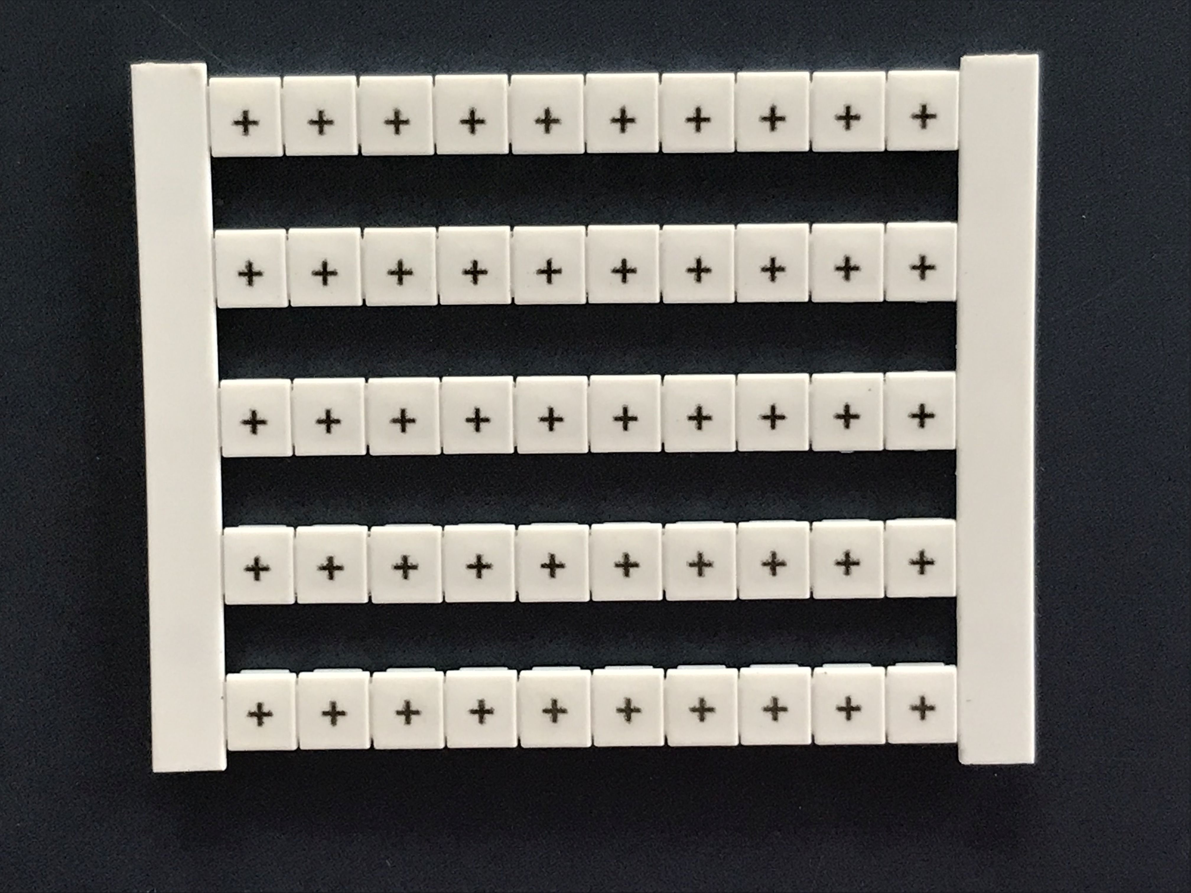 Weidmüller DEK 5 GW + Klemmenmarkierung 5x5mm, "+"